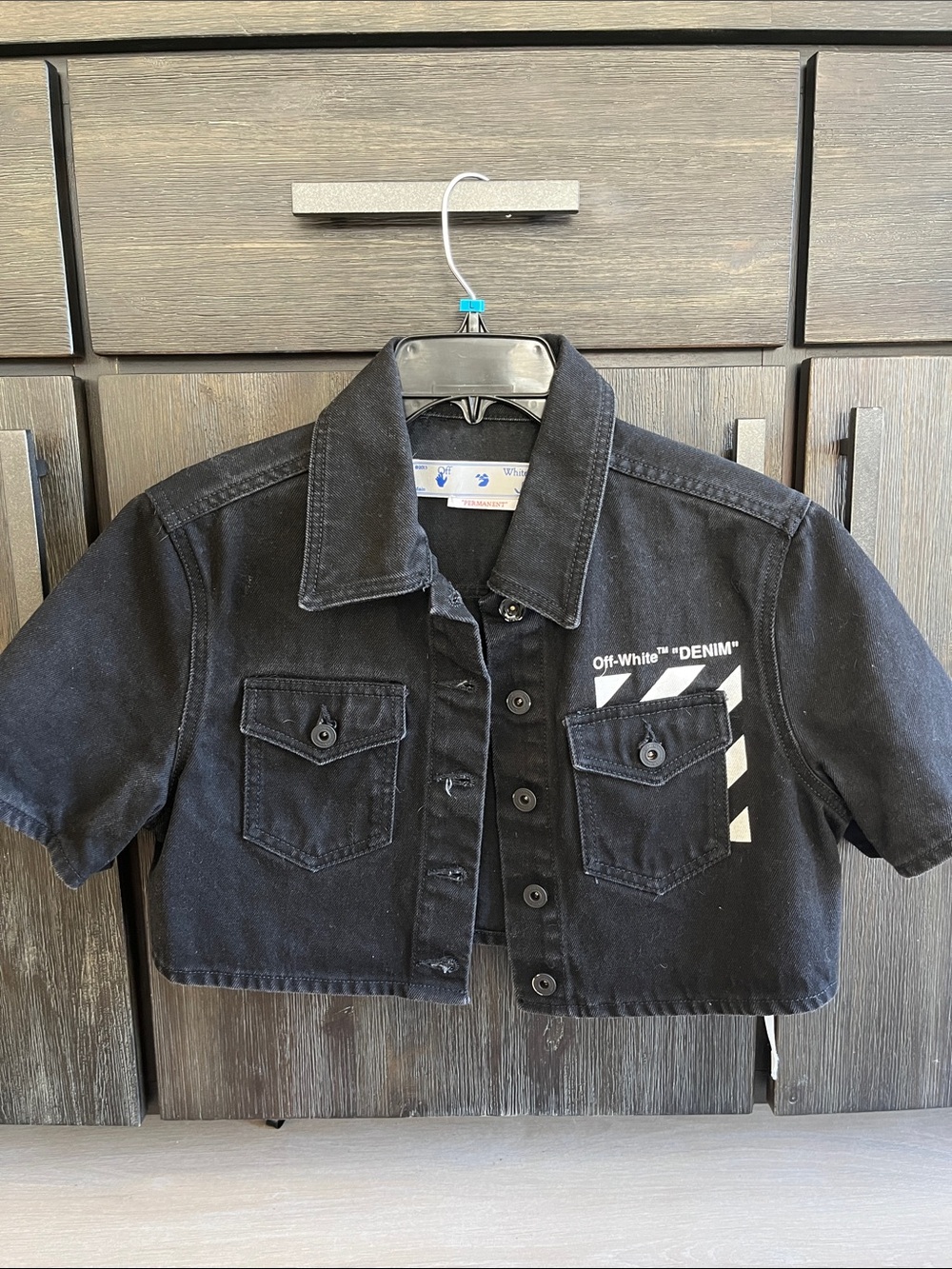 Off White cropped denim jacket Size 42